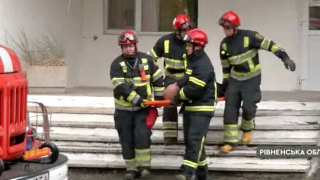 На Рівненщині провели навчання, під час якого відпрацювали алгоритм дій в разі ракетної атаки на лікарню
