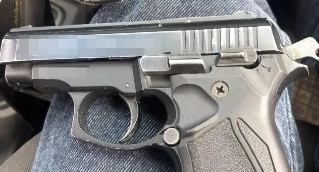 На Сарненщині конфлікт через дівчину закінчився стріляниною: триває досудове розслідування
