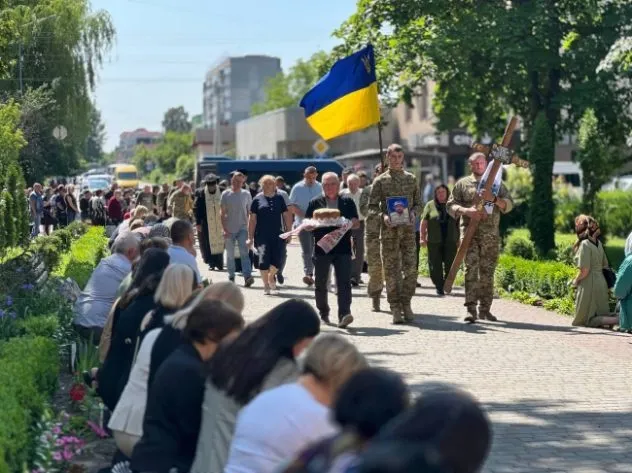 На Рівненщині вшанували пам’ять шести загиблих воїнів