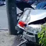 ДТП у Рівному: водій в’їхав у стовп, а інший ледь не зачепив дерево