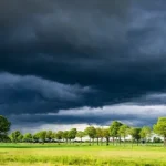 Погода на Рівненщині: дощі, грози та температура до 26 градусів
