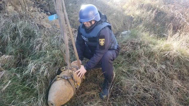 На Рівненщині піротехніки знищили майже 200 боєприпасів у 2025 році