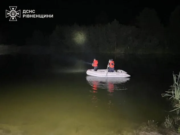 На Рівненщині під час купання у ставку загинув чоловік
