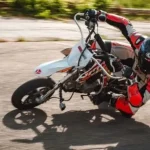 У Квасилові мотоциклісти заважають жителям уночі