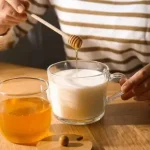 Молоко з медом: користь для здоров’я та можливі ризики