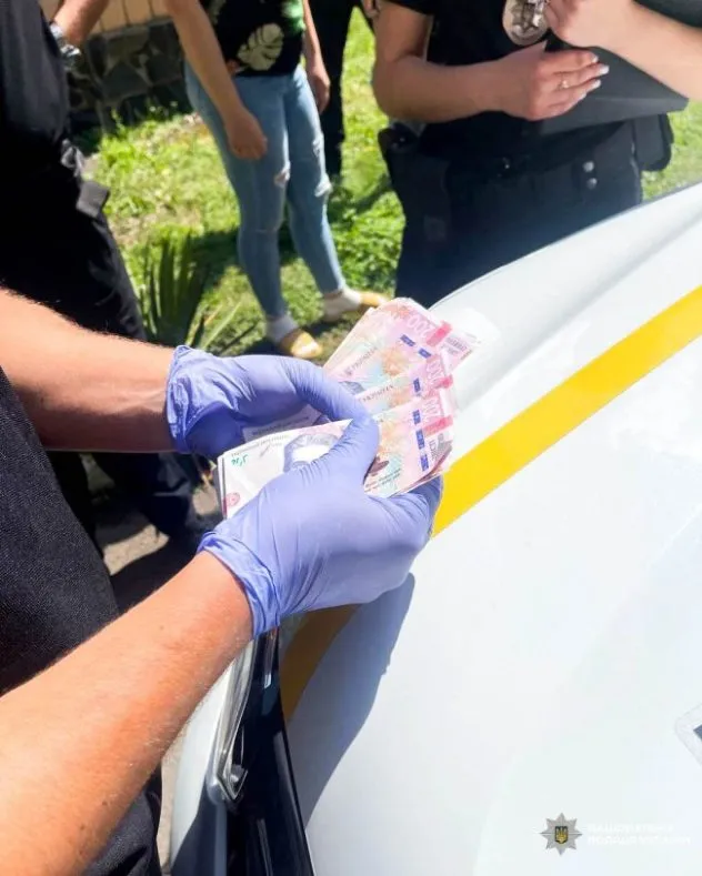 У Рівному нетверезий водій намагався підкупити поліцію 15 тисячами гривень