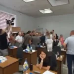 Поліція відкрила справу після бійки на сесії міської ради