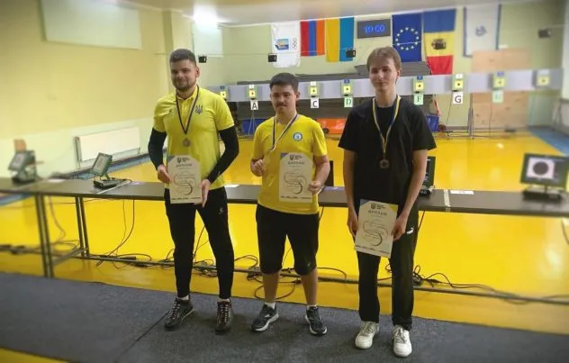 Спортсмен з Рівненщини здобув три медалі на чемпіонаті України з кульової стрільби