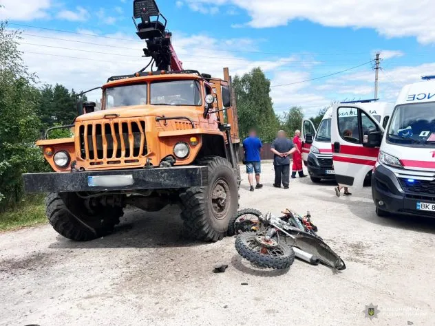 На Рівненщині трагічно загинув 16-річний мотоцикліст у ДТП