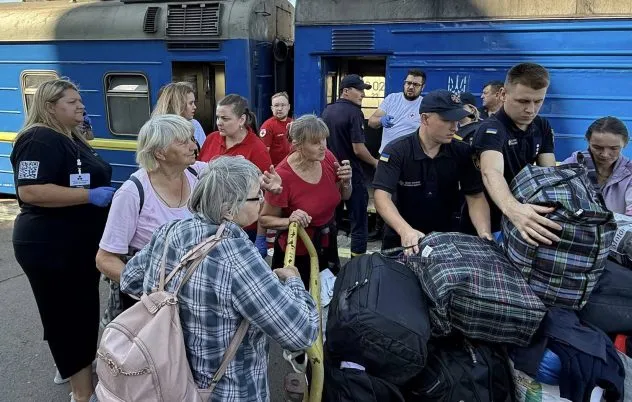 До Рівного прибув евакуаційний поїзд з Донеччини