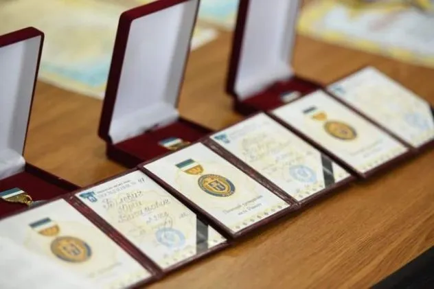 У Рівному родинам полеглих героїв вручили звання «Почесний громадянин»