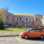 Василь Гайдур задоволений новою дорогою біля колишнього пабу «Бочка»