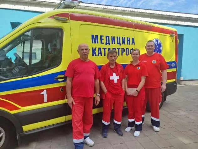 Медики в Рівному реанімували 76-річного чоловіка без ознак життя