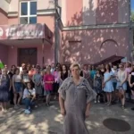 У Рівному обрали нову директорку школи №15, батьки висловили протест