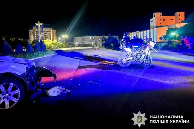 У Вараші 15-річний пасажир мотоцикла отримав чотири переломи