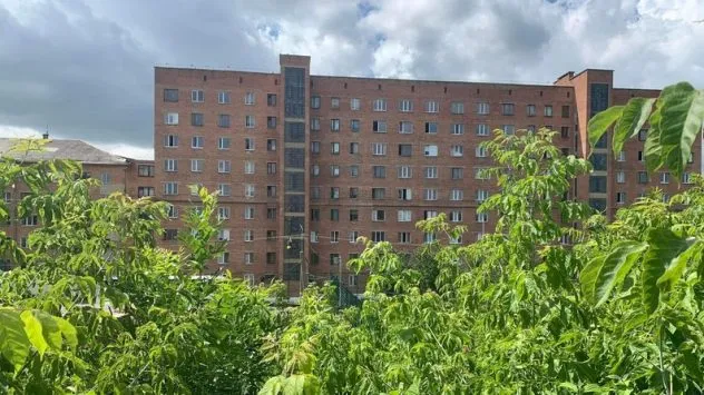 Вимога прибрати радянський напис з фасаду НУВГП