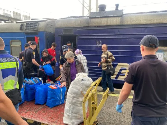 До Рівного прибув 13-й евакуаційний поїзд з Донеччини