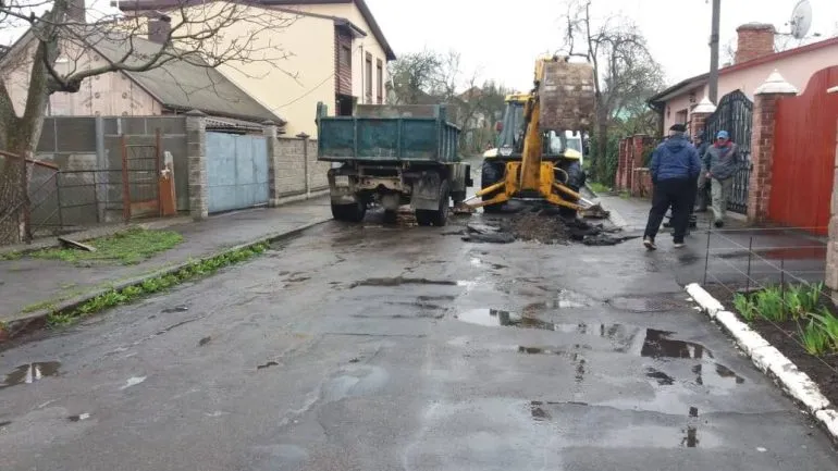 Water Supply Limited on Two Streets in Rivne