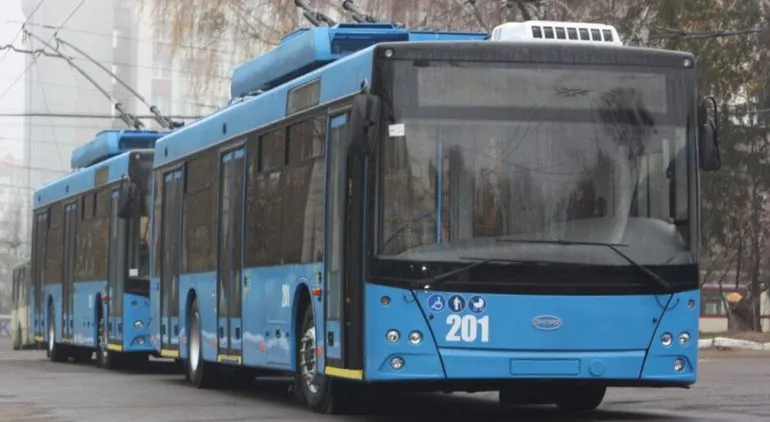 In Rivne, part of the trolleybuses are not operating due to asphalt damage