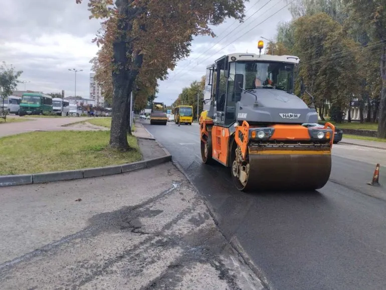 В Ровно осложнено движение из-за дорожных работ на пяти улицах