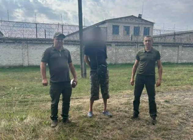 Varashivets Tried to Smuggle Mobile Phones into the Colony