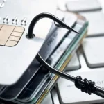 Рівнянин постане перед судом за афери з банківськими картками