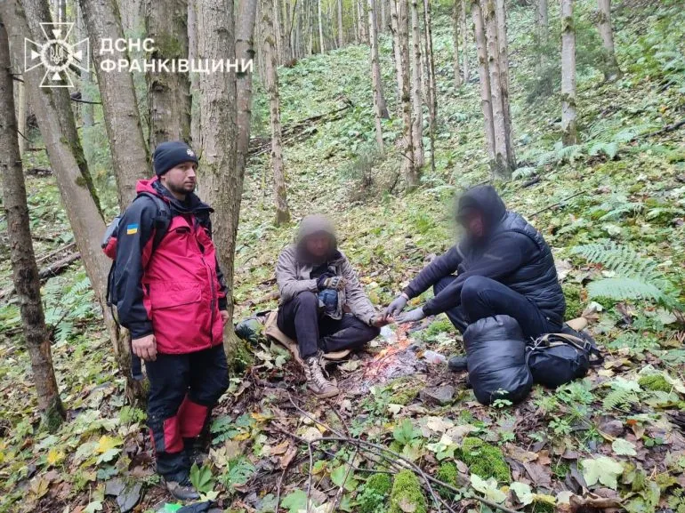 Tourist from Rivne Got Lost on Hoverla During Descent