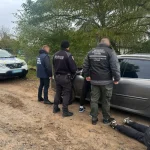 На Волині затримано чоловіка, який намагався переправити нелегалів за кордон