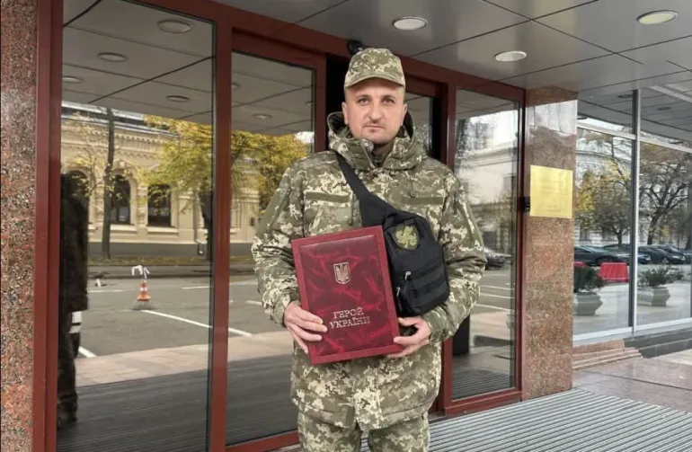 Солдат Сергей Осипчук награждён «Золотой Звездой» Героя Украины