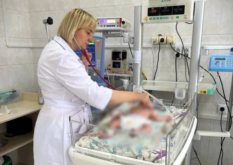 Rivne Regional Hospital Receives New Infrared Heater for Infants
