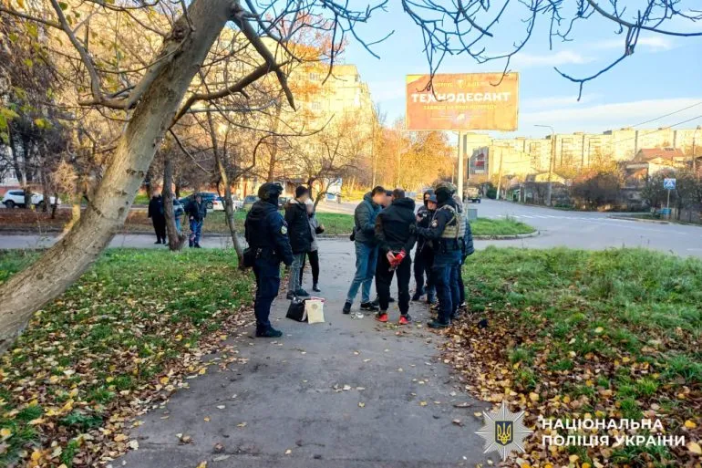 В Ровно задержали наркоторговца, который сбывал психотропные вещества