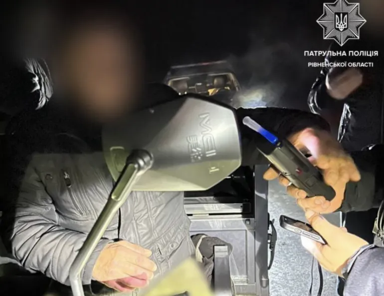 Police in Rivne Region Detected Drunk Driver of Electric Tricycle