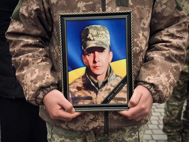 Костопіль попрощався із захисником Володимиром Козачком