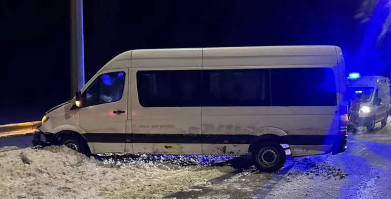 В Ровенской области организовано реверсивное движение из-за ДТП