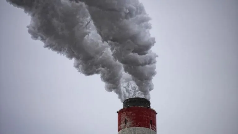Exceedance of Phenol and Formaldehyde Levels Detected in Rivne Air