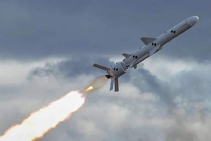 Russia Attacks Rivne Region with Cruise Missiles and Heat Traps