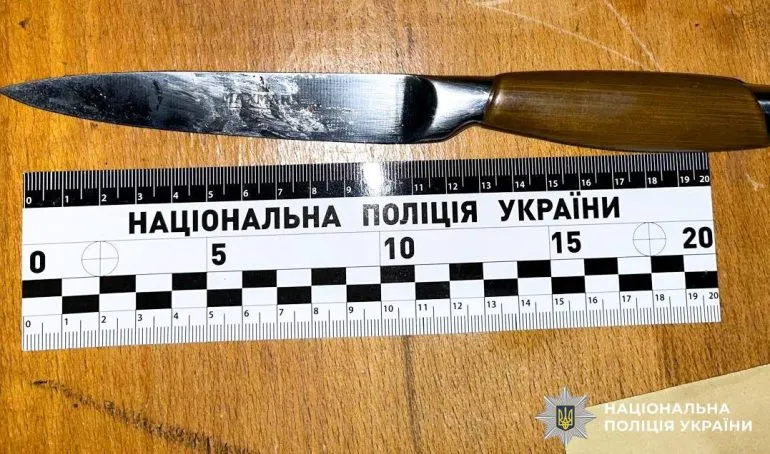 У Здолбунові затримано чоловіка за тяжкі тілесні ушкодження знайомому