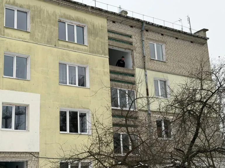 Restoration of Houses in Rivne Region After Shelling: Repair Work Continues