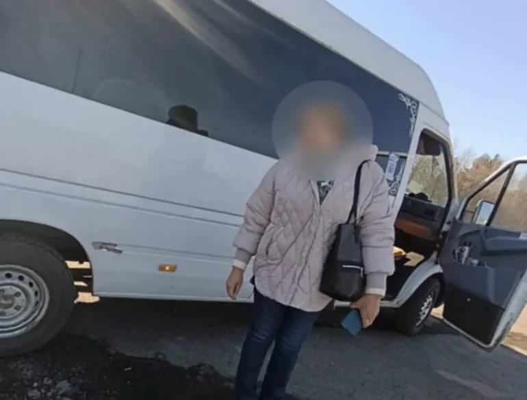 Водитель автобуса в Ровненской области оставил пассажирку на АЗС