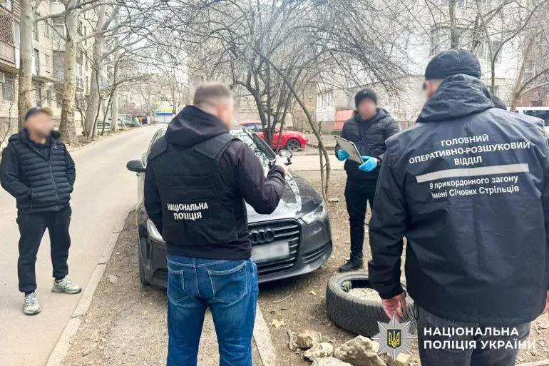 На Рівненщині викрито зловмисника, що допомагав незаконно перетнути кордон