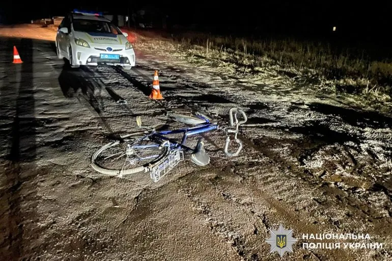 In Rivne Region, BMW Driver Hits Cyclist: Details of the Accident