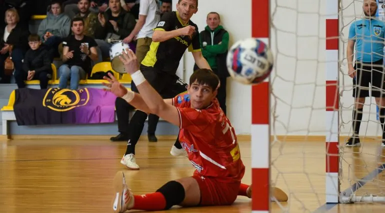 Кардинал Авангард вийшов до півфіналу Кубка України з футзалу