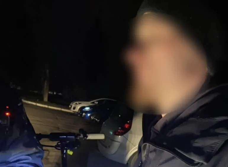 В Ровно задержали пьяного водителя электроскутера во время комендантского часа