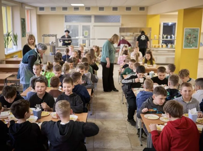 Рівненщина отримала понад 3 мільйони на модернізацію шкільних харчоблоків