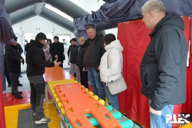 Ровенская АЭС получила передвижные пункты дезактивации от МАГАТЕ