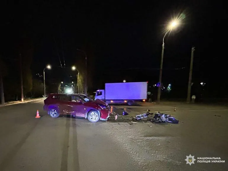 Motorcyclist Sustains Severe Injuries in Rovno Traffic Accident