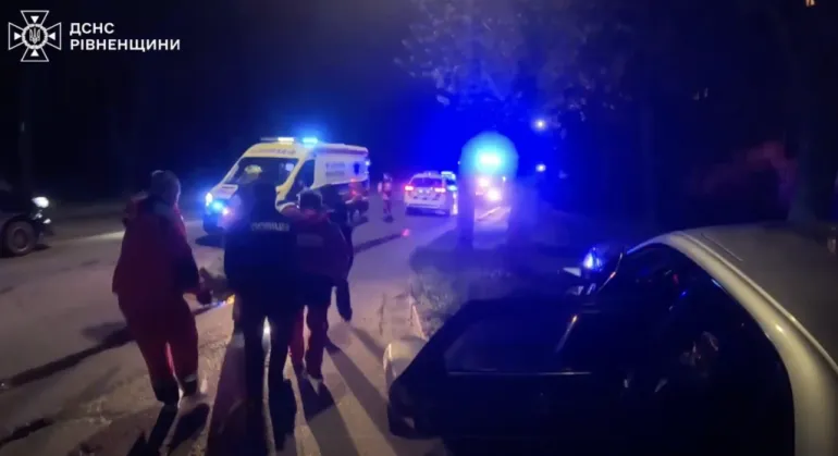 Traffic Accident in Rivne: Rescuers Free Injured Woman from Car