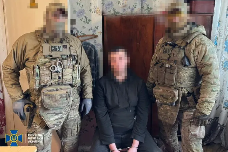 СБУ затримала агента, який коригував російські атаки в Україні