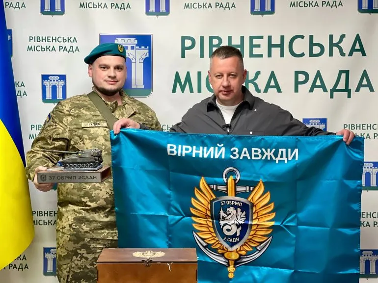 Рівненська громада передала 40 одиниць обладнання для військових