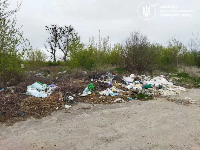 Екоінспектори виявили сміттєзвалища в Бабинській та Білокриницькій громадах